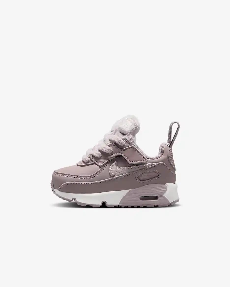 Nike Air Bebek Koleksiyonu ile Konforlu ve Şık Çocuk Giyim ve Ayakkabılar