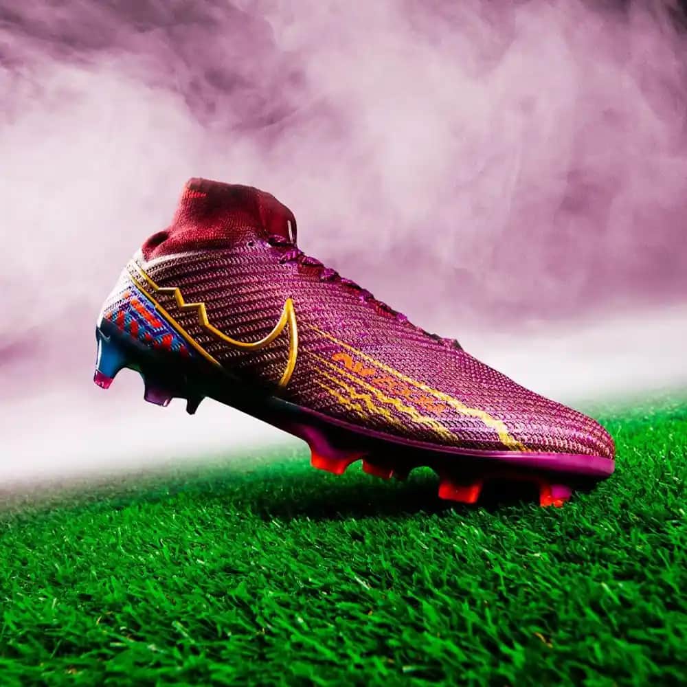 Nike Air Zoom Mercurial Superfly 9 Spor Ayakkabısı Modern Tasarım ve Teknolojiyle Öne Çıkıyor
