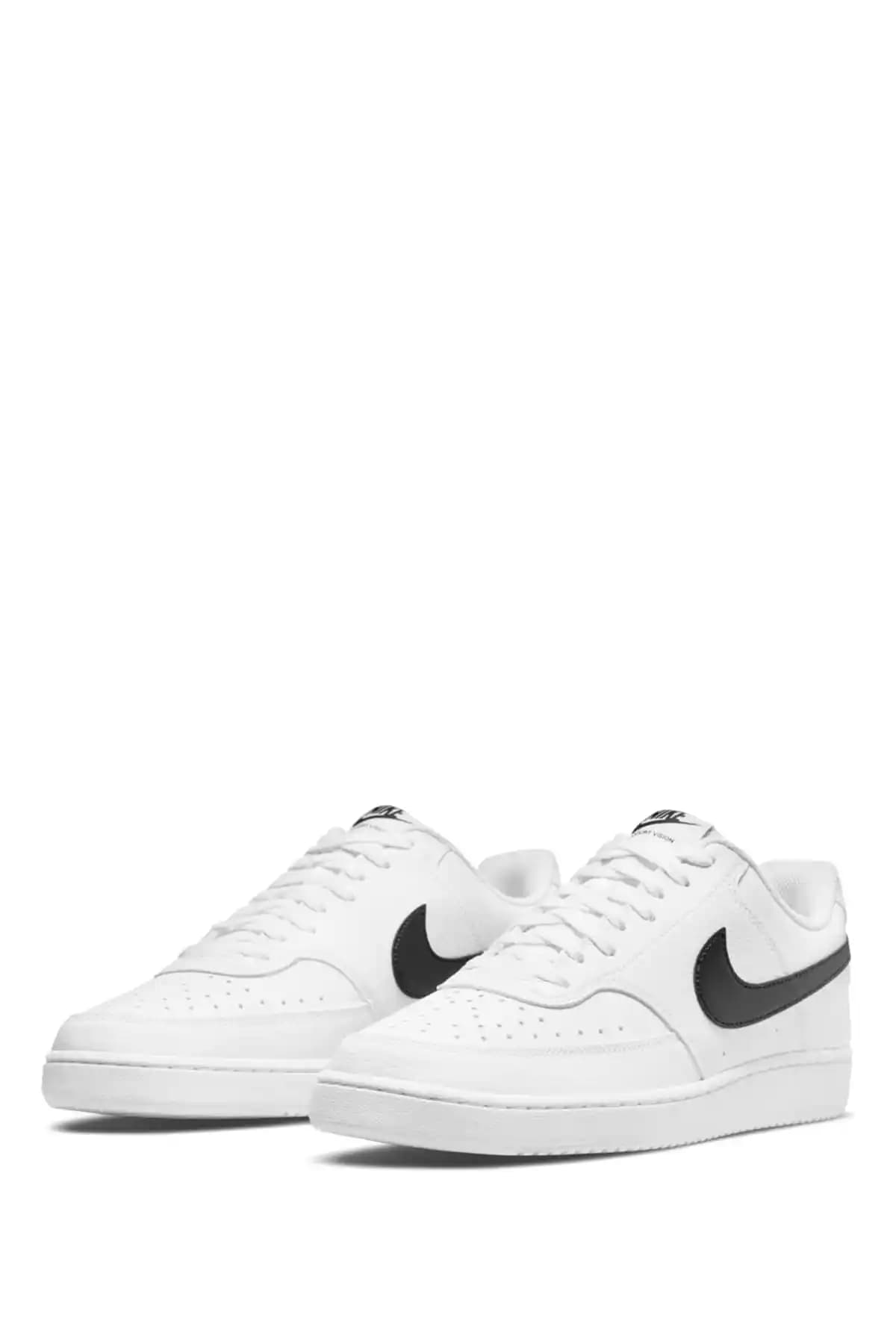 Nike Beyaz Erkek Sneaker'lar: Şıklık ve Konforun Modern Buluşması