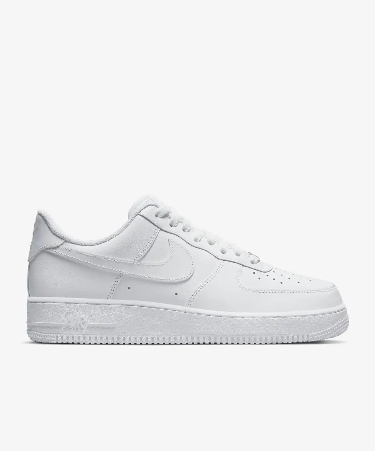 Nike Erkek Air Force 1: Stil ve Konforun Temsilcisi Güncel Moda ve Teknoloji Özellikleriyle