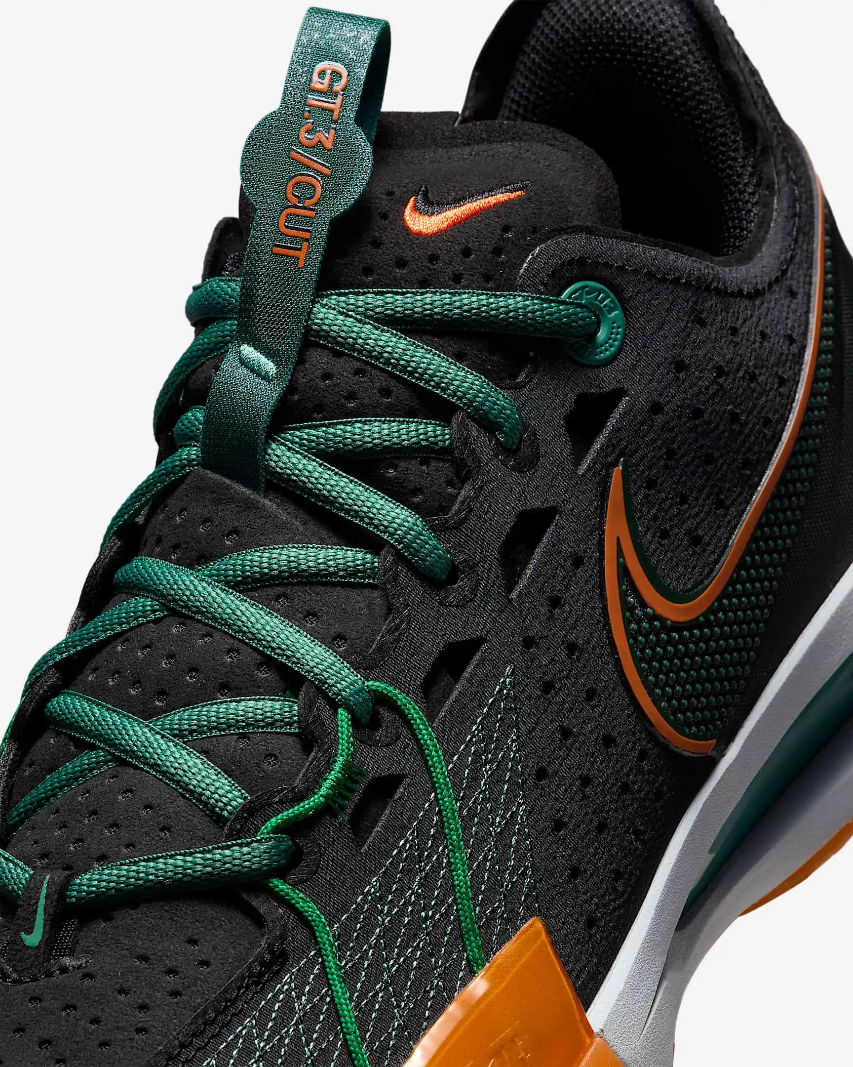Nike GT Serisi Spor ve Şıklığın Bir Arada Sunulduğu Yenilikçi Ayakkabı Koleksiyonu