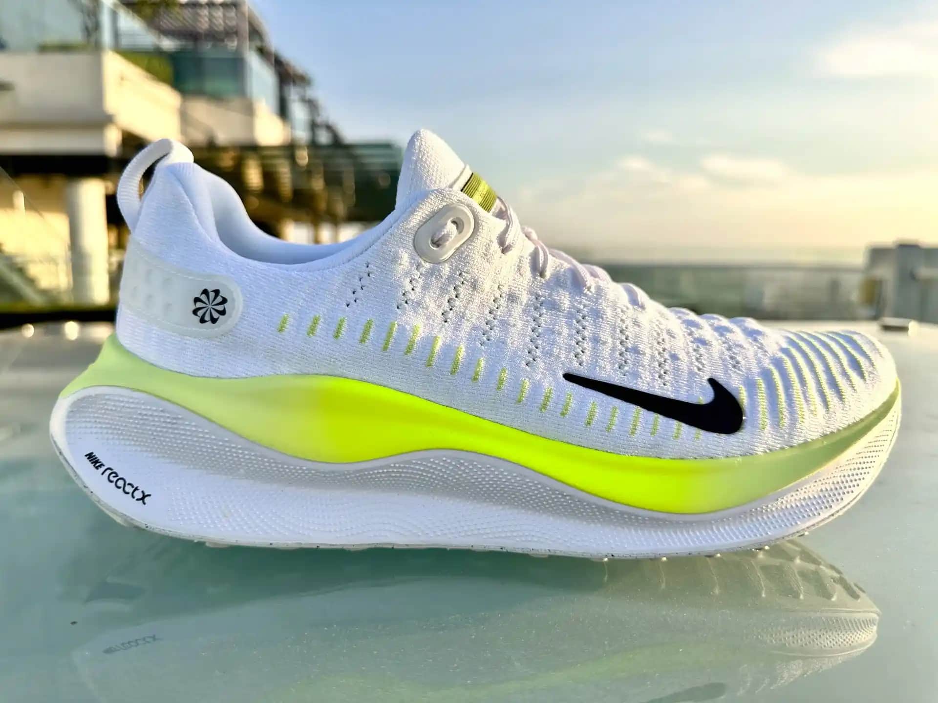 Nike Infinity: Modern Spor ve Günlük Giyim Koleksiyonu ile Yenilikçi Tasarımlar