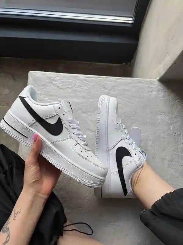 Nike Klasik Spor Ayakkabılar: Şıklık ve Konforun Buluştuğu Modeller