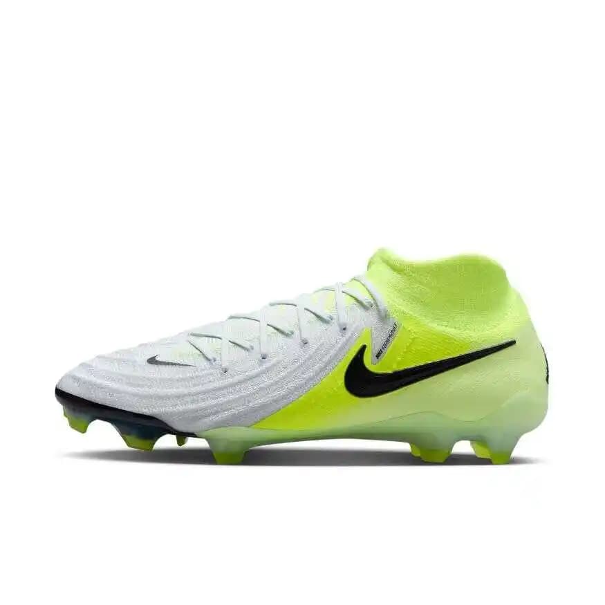 Nike Krampon Modelleri ve Özellikleri: Futbol Tutkunları İçin Güncel Seçenekler