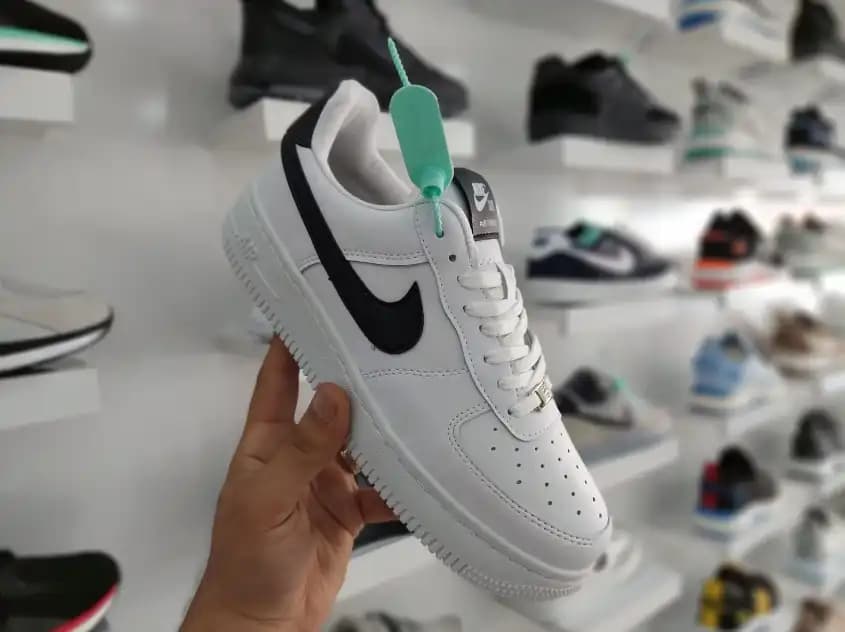 Nike Outlet Ayakkabıları: Uygun Fiyatlı ve Trend Spor Ayakkabıları Seçenekleri