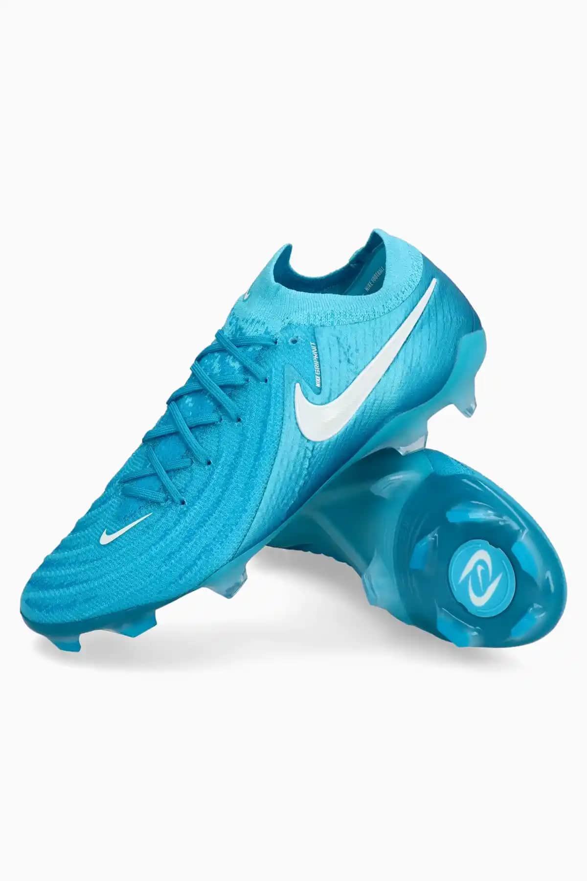 Nike Phantom Mavi: Sahada Performansı Artıran Modern ve Şık Futbol Ayakkabısı