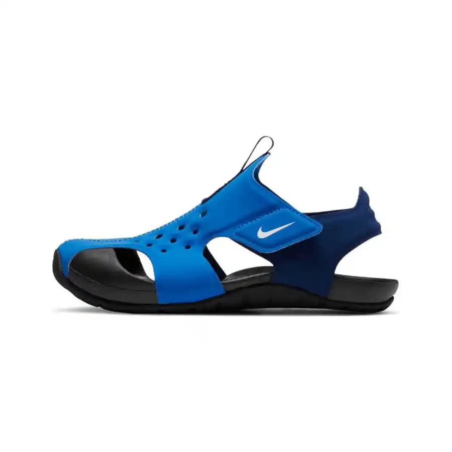 Nike Sandaletler Yaz ve Yazlık Giyim İçin Şık ve Konforlu Seçenekler Sunar