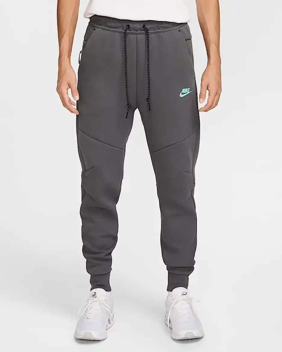 Nike Tech Fleece Jogger Modelleri ve Günlük Kullanımda Sağladığı Avantajlar