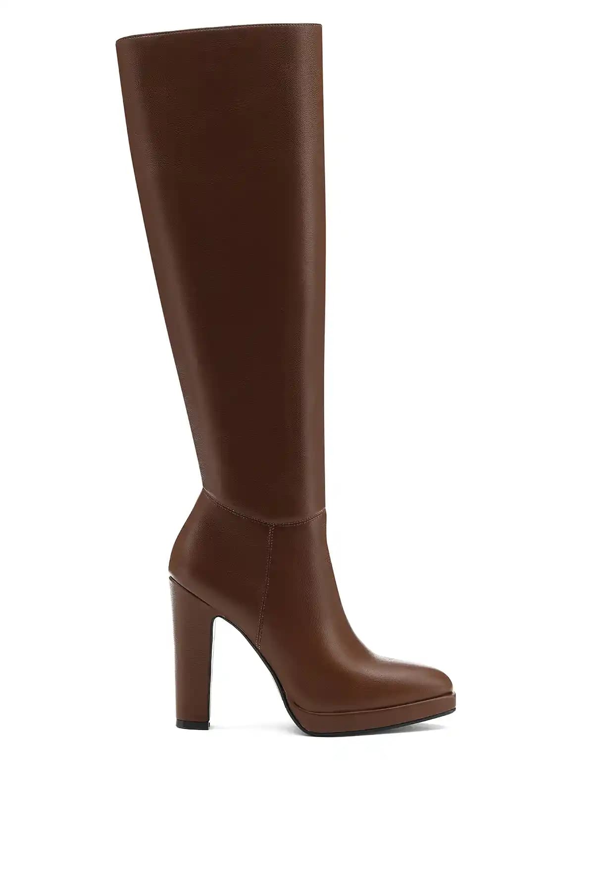 Nine West Kadın Çizme Modelleri ve Kombinasyon İpuçlarıyla Şıklık ve Konforu Yakalayın