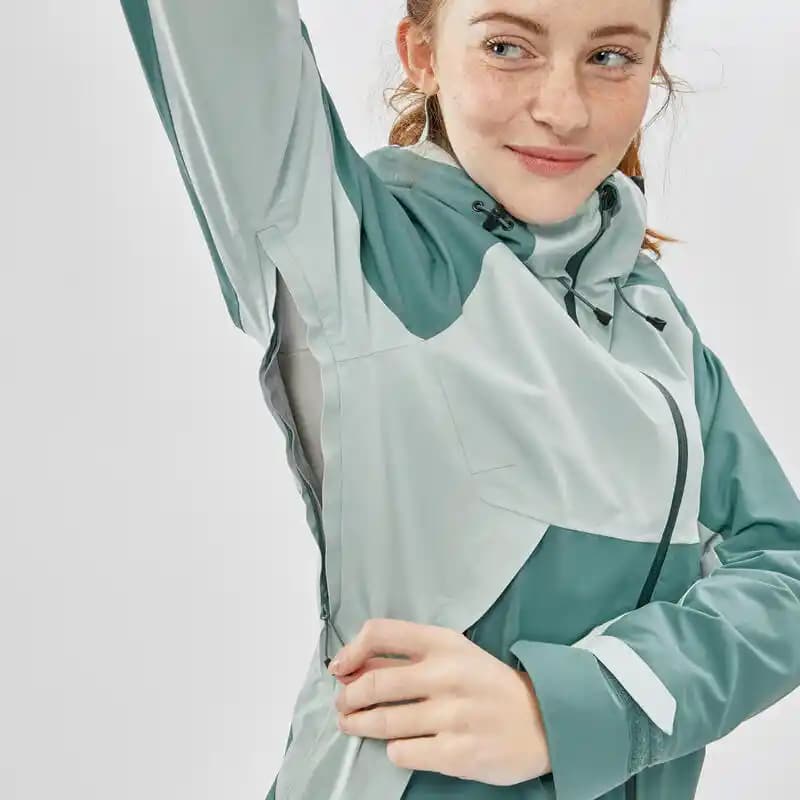 Outdoor Yağmurluk Seçimi ve Kullanımı: Su Geçirmezlik ve Şıklık Bir Arada