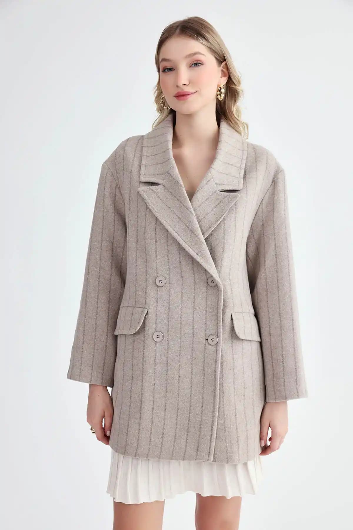Oversize Kaban Modasında Güncel Trendler ve Stil Önerileri