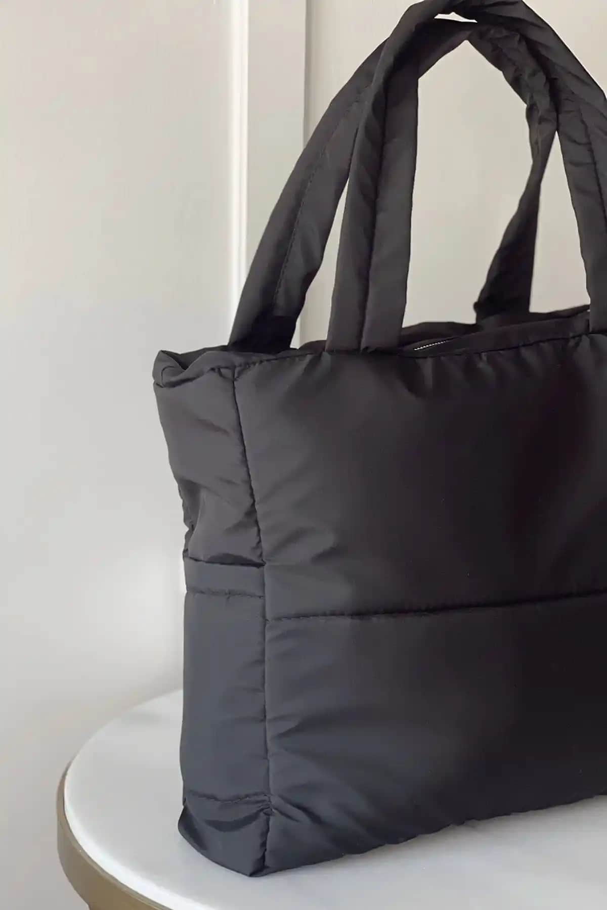 Paraşüt Kumaş Çanta Modelleri: Dayanıklı ve Şık Tasarımlarla Günlük Kullanım