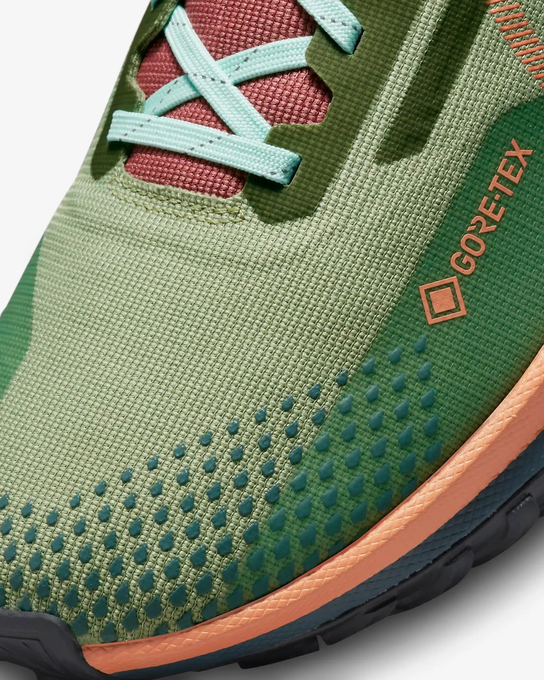 Pegasus Trail 4 Gore-Tex: Su Geçirmez ve Hafif Doğa Yürüyüşü Ayakkabısı