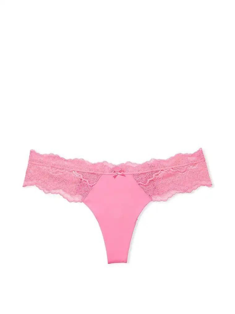 Pembe Tanga Seçimi ve Moda Trendleriyle Kendinizi Güçlendirin
