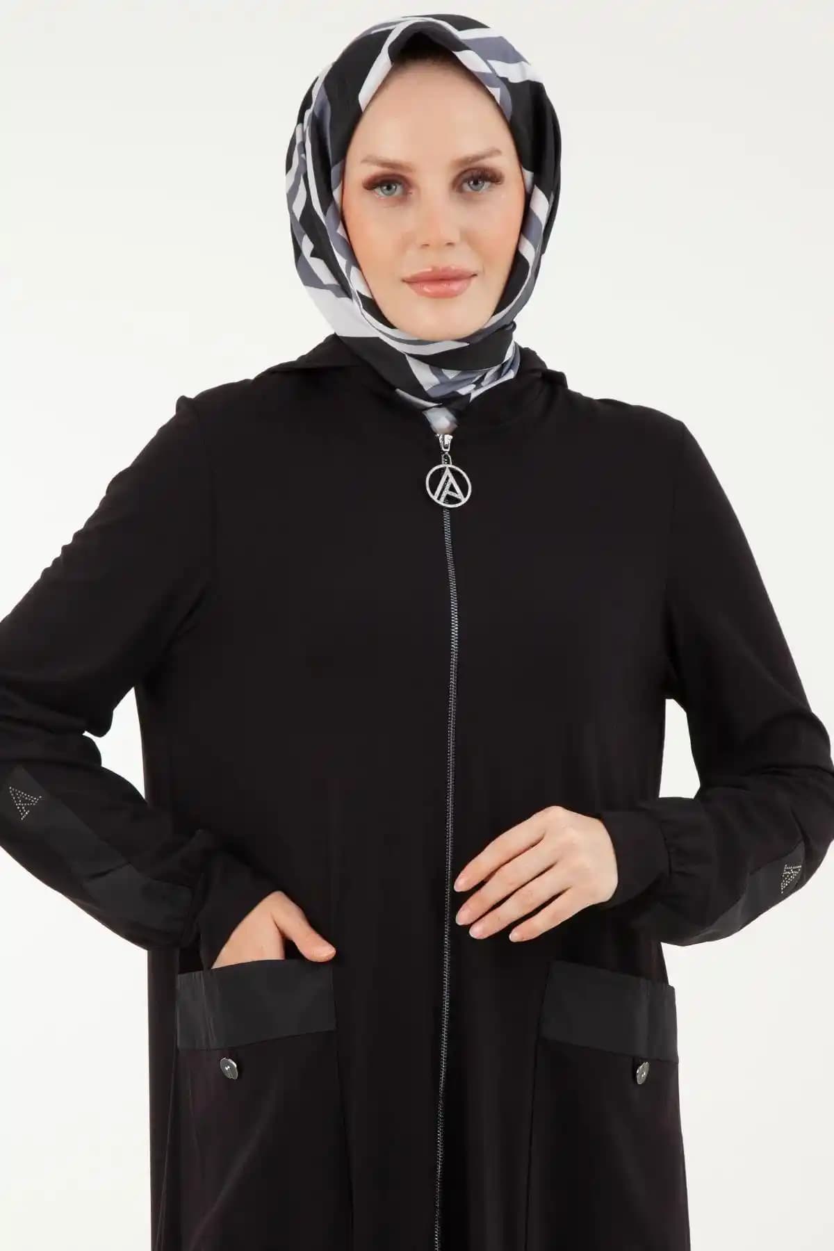 Penye Ferace Modelleri ve Günlük Şıklık İçin En İyi Tercihler