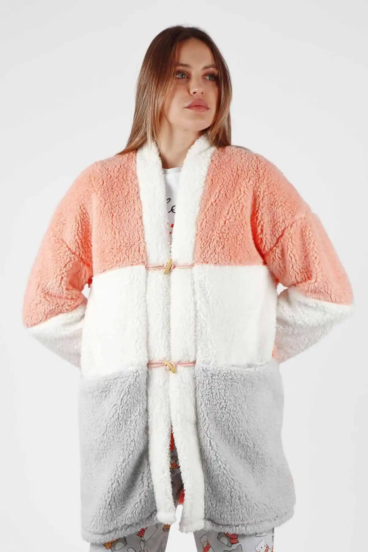 Polar Sabahlık Nedir ve Neden Günümüz Giyim Trendlerinde Öne Çıkıyor