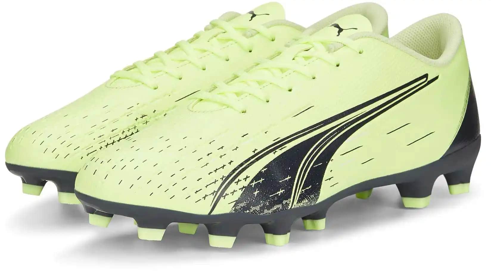 Puma Ultra Play: Modern Tasarım ve Yüksek Performans Sunan Spor ve Günlük Giyim Serisi