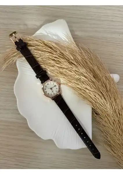 Quartz Bs Stıll Vintage Kadın Kol Saati Şıklık ve Fonksiyonelliğin Buluşması