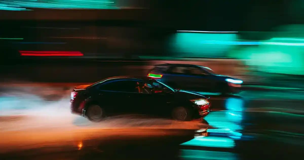 Run Falcon 2.0 ile Teknoloji ve Moda Buluşması: Yenilikçi Giyim ve Aksesuar Trendleri