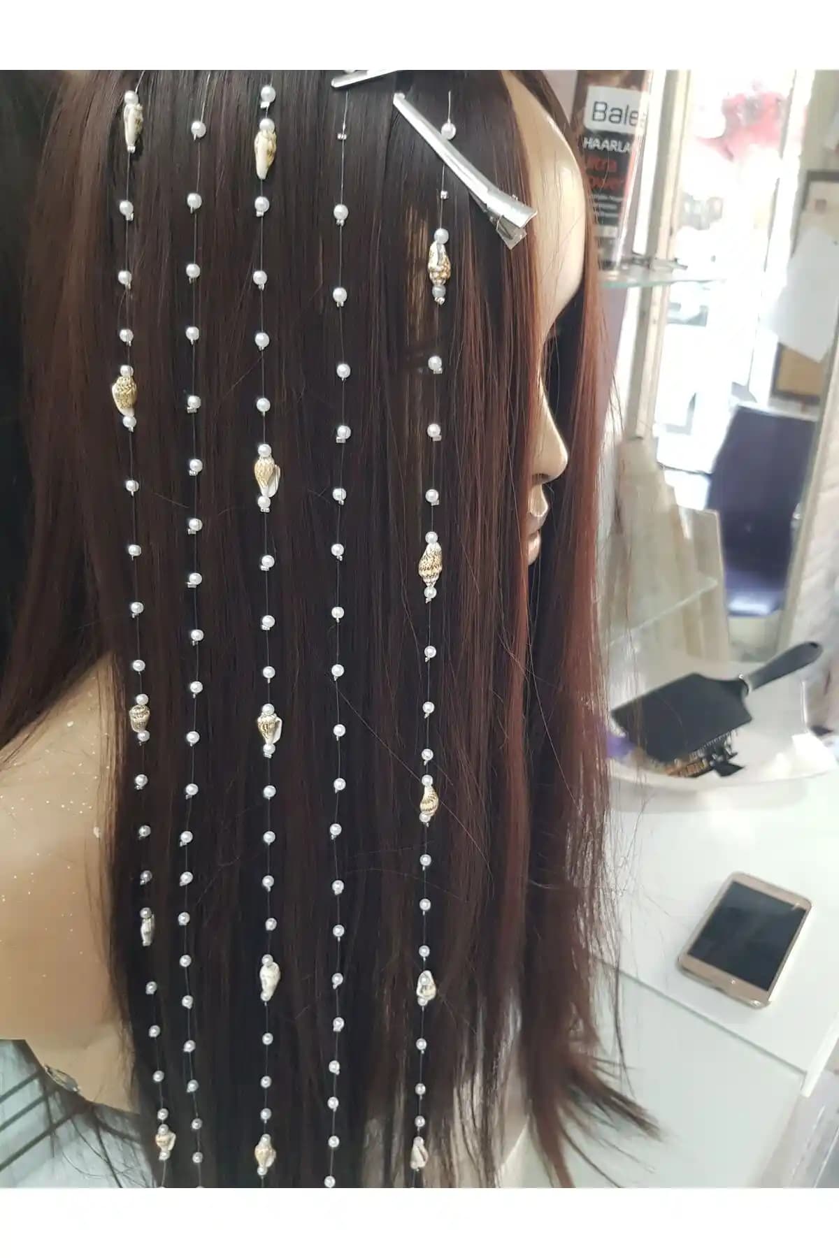 Saç Aksesuarlarıyla Stilinizi Tamamlayın ve Kendinizi İfade Edin