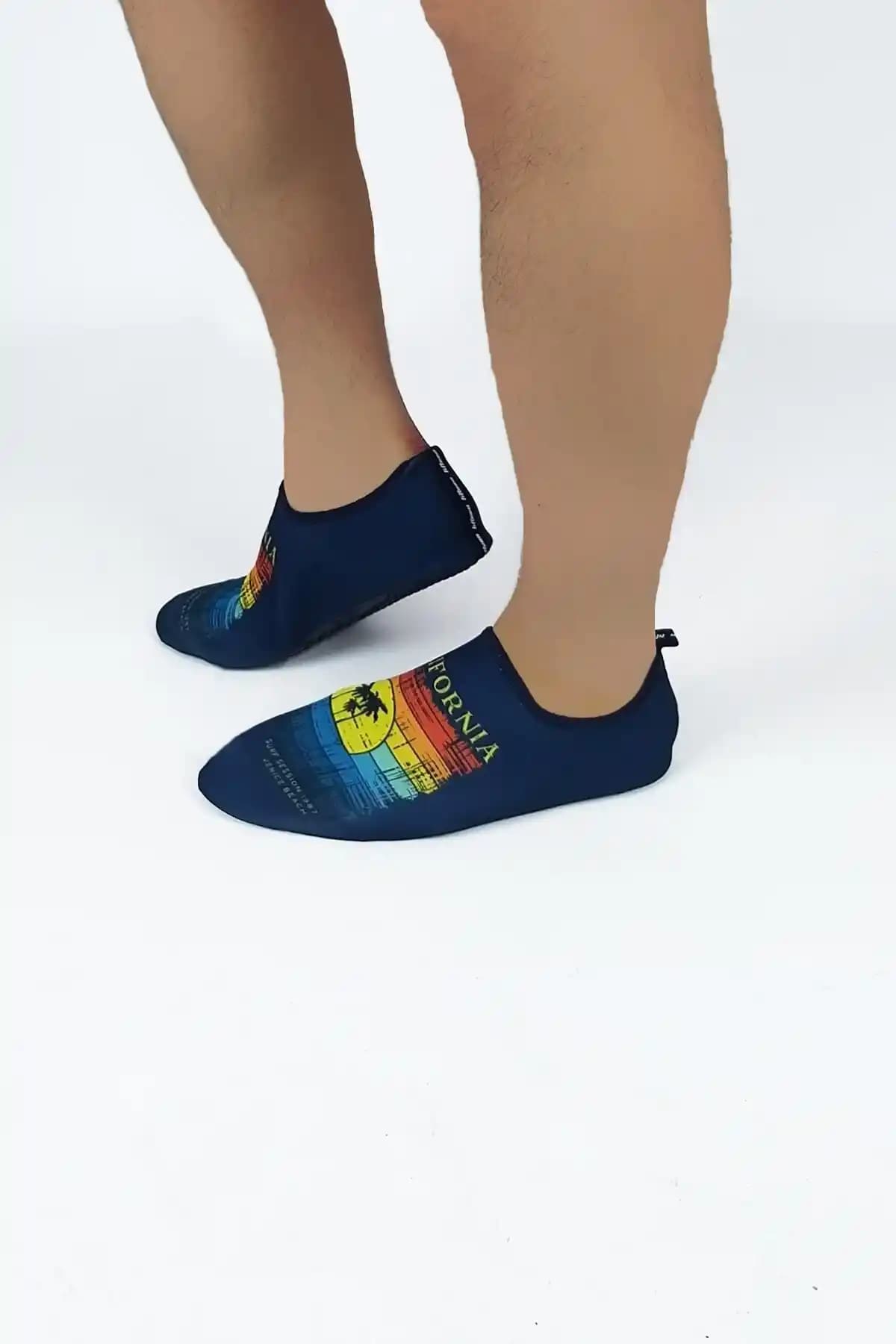 Sahil Ayakkabısı Seçerken Dikkat Edilmesi Gerekenler ve Moda Trendleri