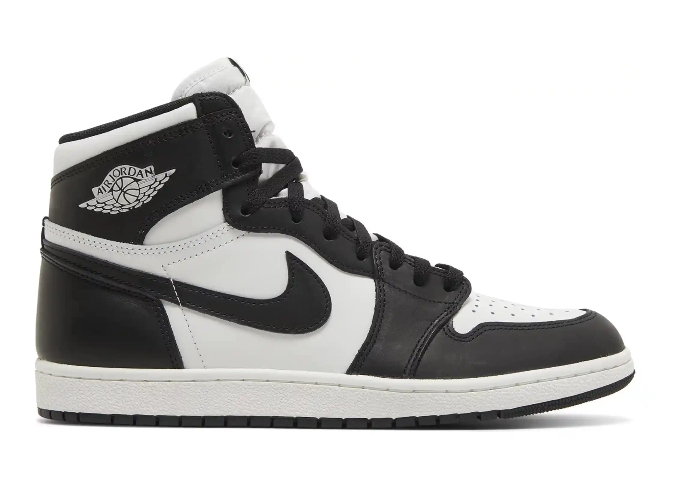 Siyah Beyaz Air Jordan: Stil ve Anlamın Sembolü Modern Moda İçin Kapsamlı Rehber