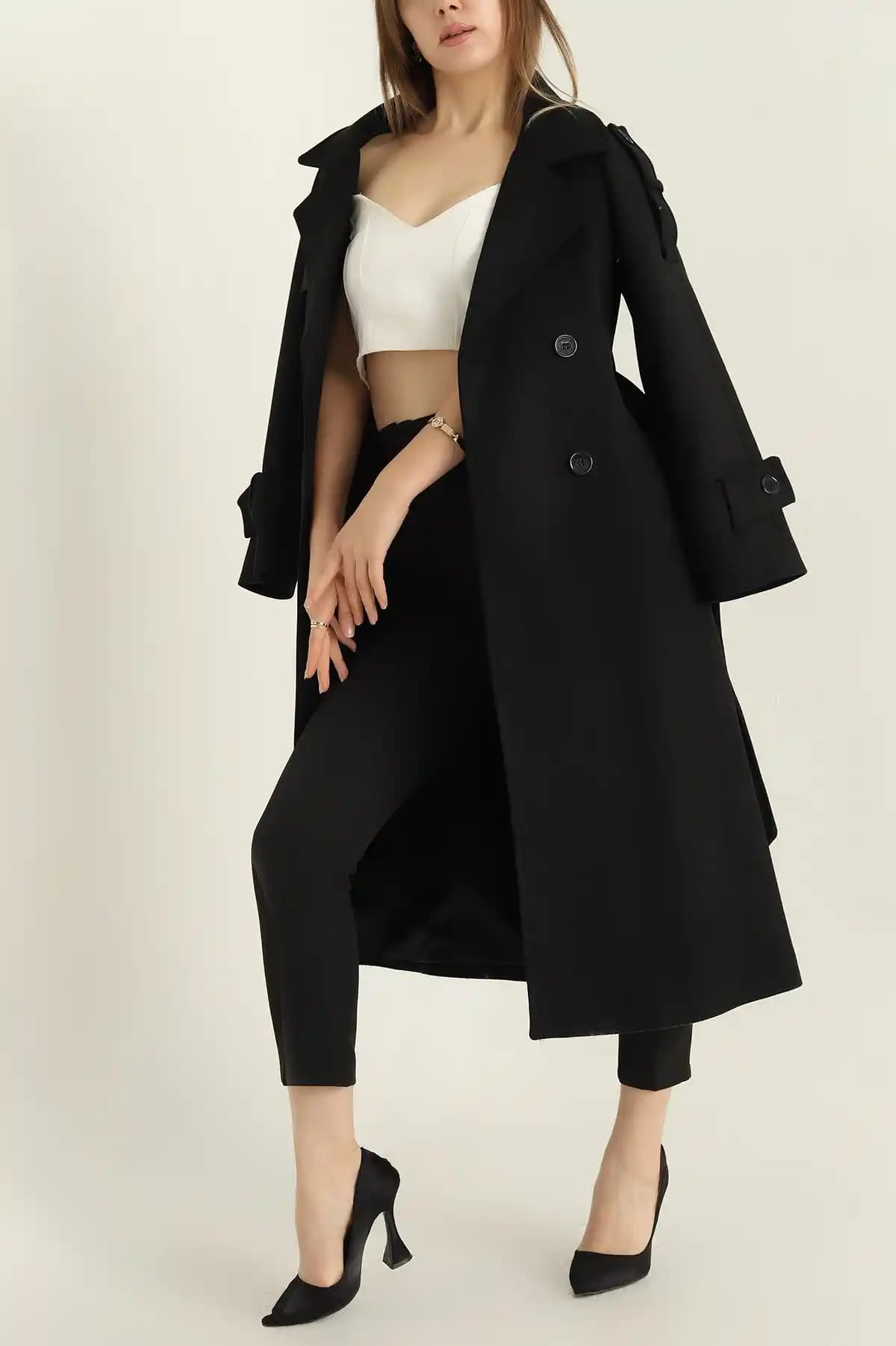 Siyah Kase Kaban Modelleri ve Trendleri: Şıklık ve Fonksiyonellik Bir Arada