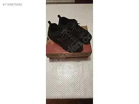 Skechers 35 Numara Geniş Ayakkabılar: Konfor ve Şıklığın Modern Buluşması