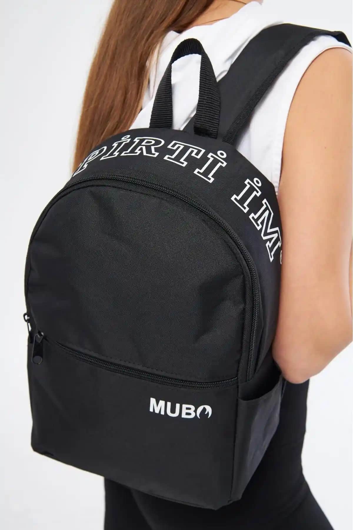 Spor Okul Çantası Seçerken Nelere Dikkat Edilmeli Güncel Trendler ve Özellikler