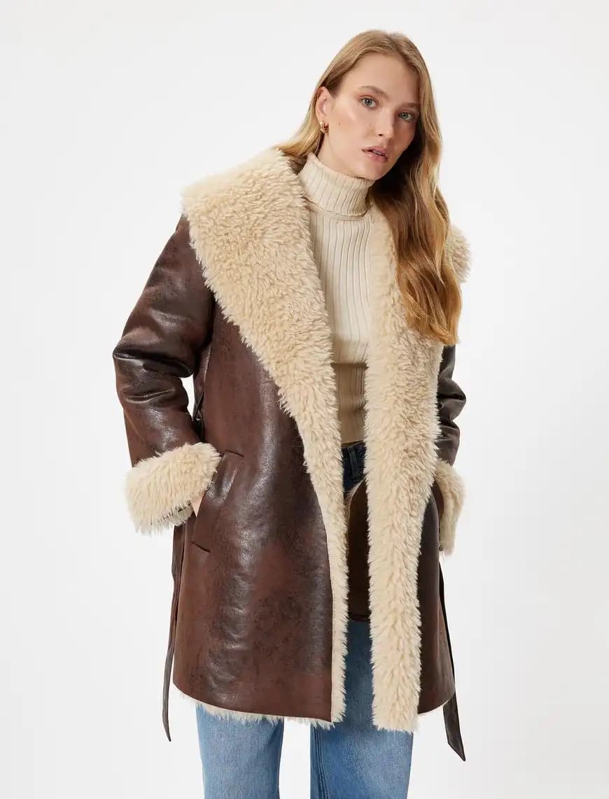 Suni Deri Kabanlar: Moda ve Ekonomiyi Bir Arada Sunan Güncel Trendler