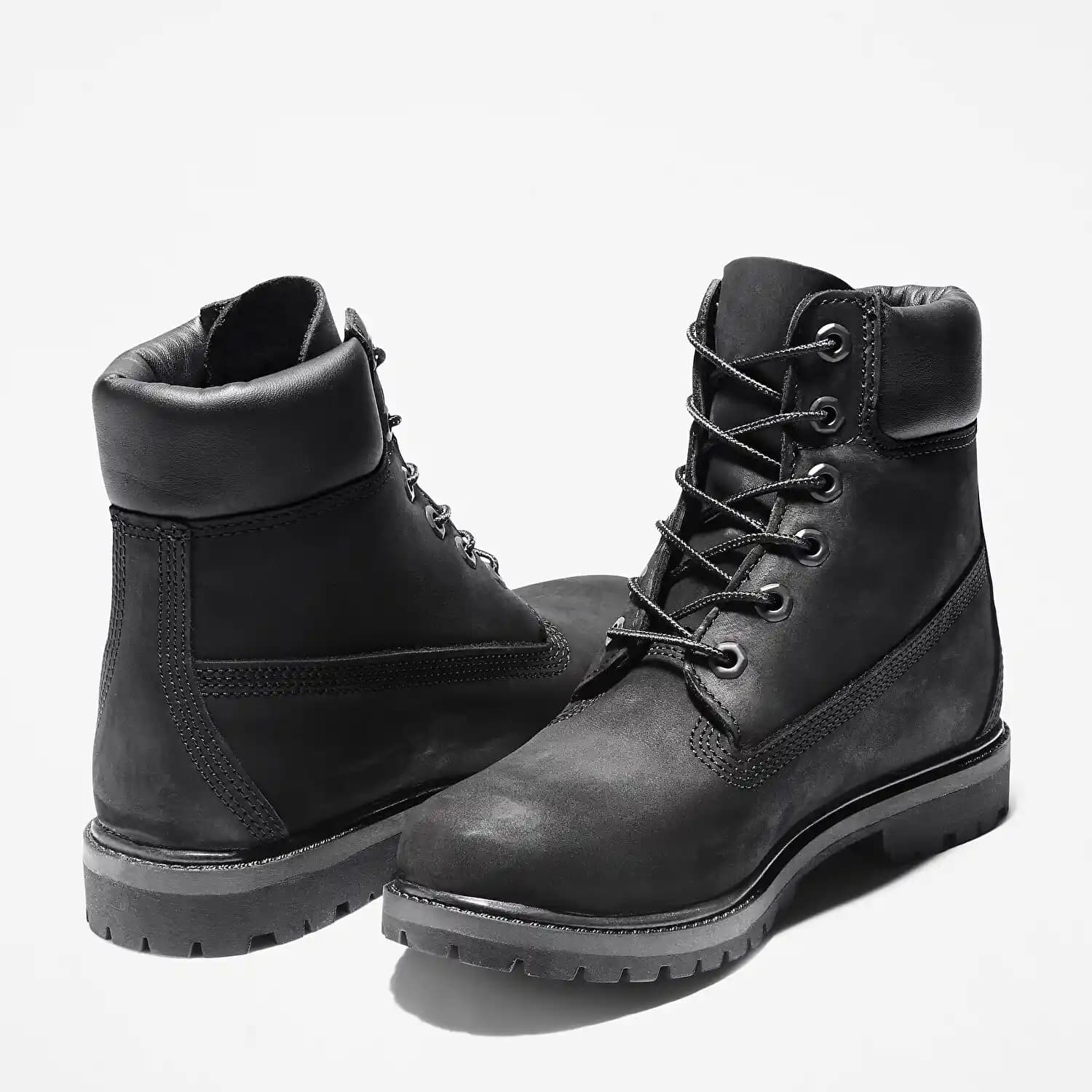 Timberland Siyah Bot Modelleri: Dayanıklılık ve Şıklığın Modern Buluşması