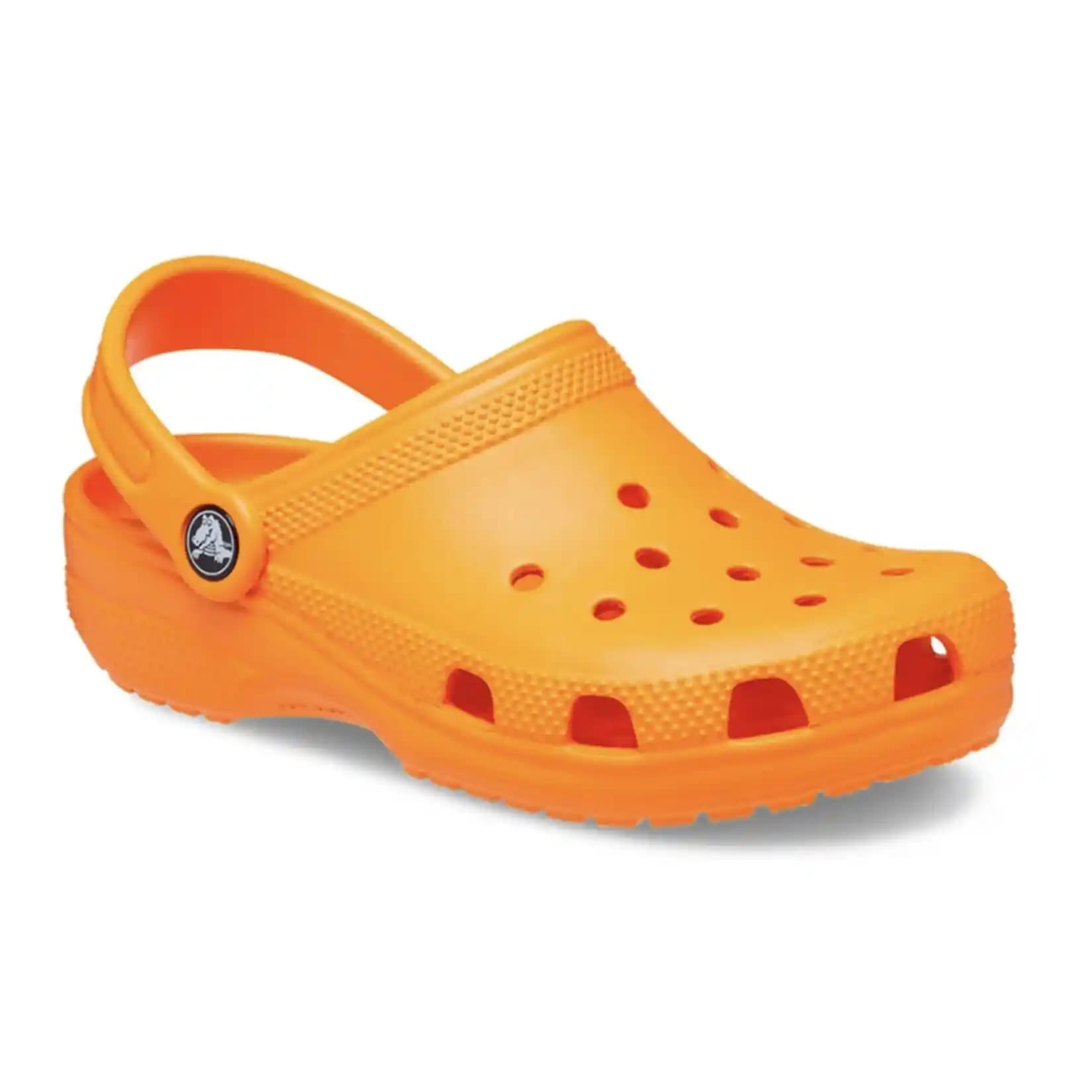 Turuncu Crocs ile Konfor ve Şıklığı Bir Arada Yakalayın Modaya Uygun Renkli Ayakkabı Seçenekleri