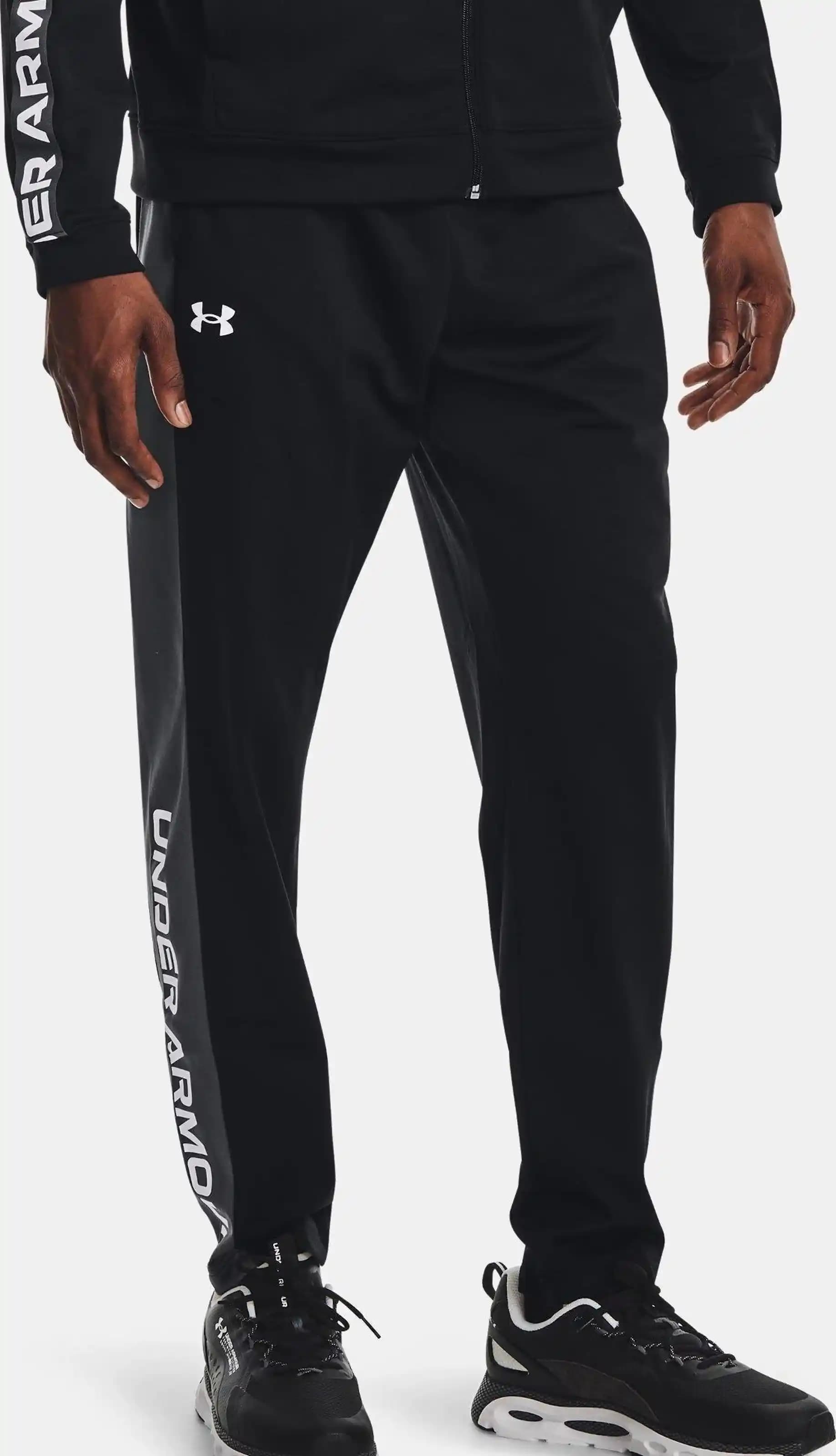 Under Armour Esofmanlar: Teknolojili, Şık ve Dayanıklı Spor Giyim Seçenekleri