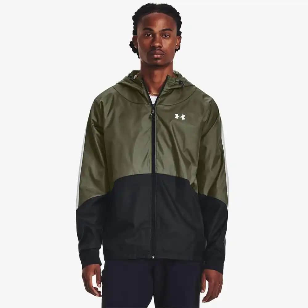 Under Armour Yağmurluklar: Teknolojik Özellikleri ve Günlük Spor Şıklığı İçin Uygun Modeller