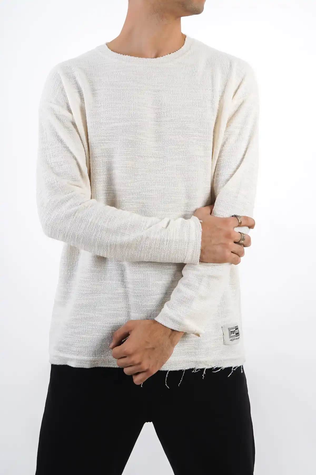 Uzun Kollu İnce Sweat Modelleri ve Stil İpuçları Modern Erkekler İçin