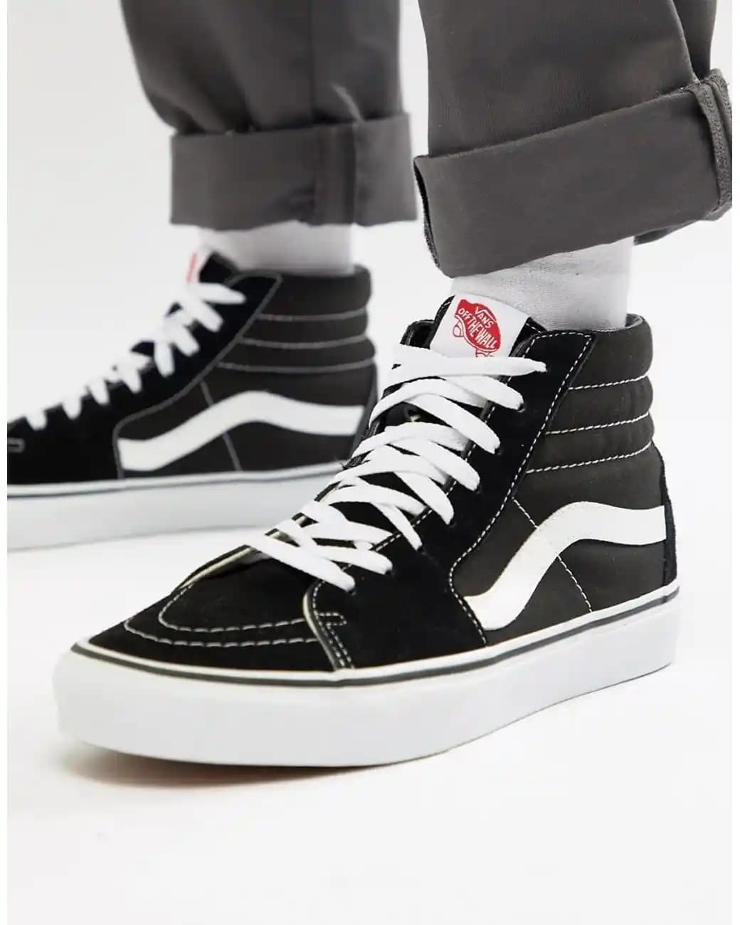 Vans Sk8-Hi: Sokak Modasının İkonik Yüksek Bilekli Sneaker Modeli ve Tasarım Özellikleri