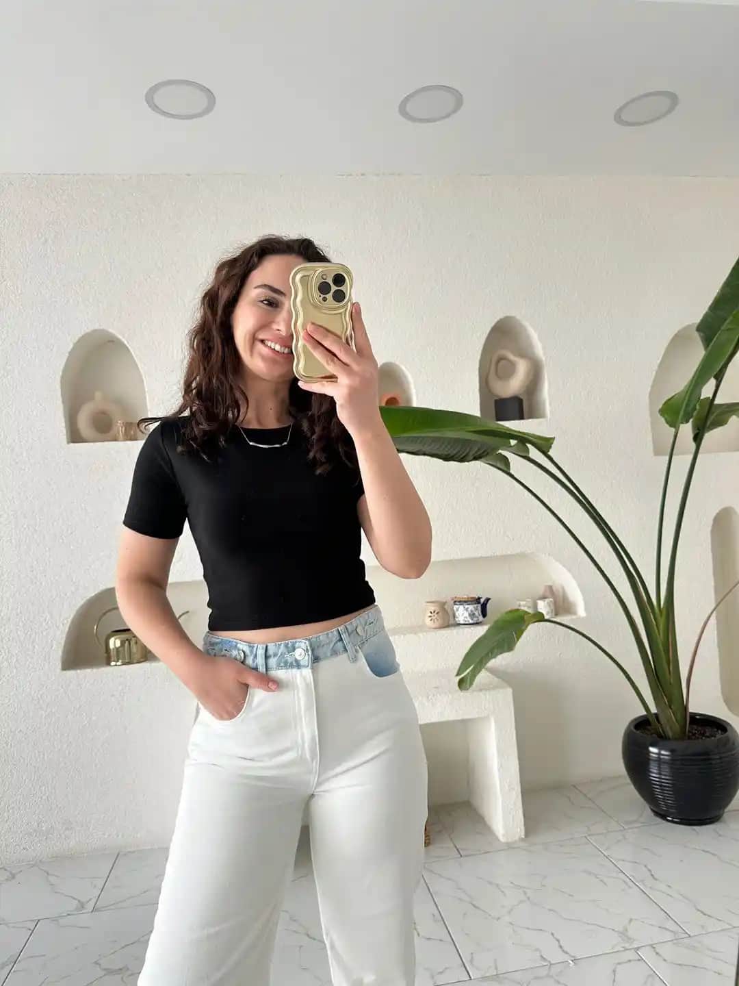 Yarım Kollu Crop Modası ve Stil İpuçlarıyla Yaz Şıklığını Yakalayın