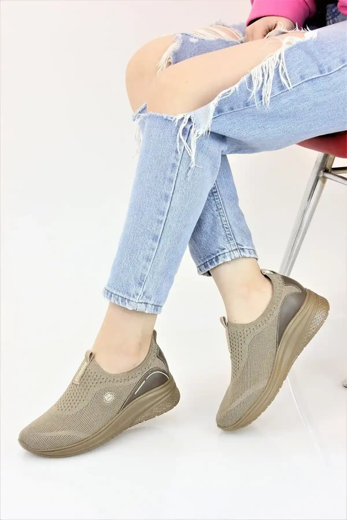 Yazlık ortopedik ayakkabılar: Ayak sağlığınızı koruyan şık ve rahat modeller