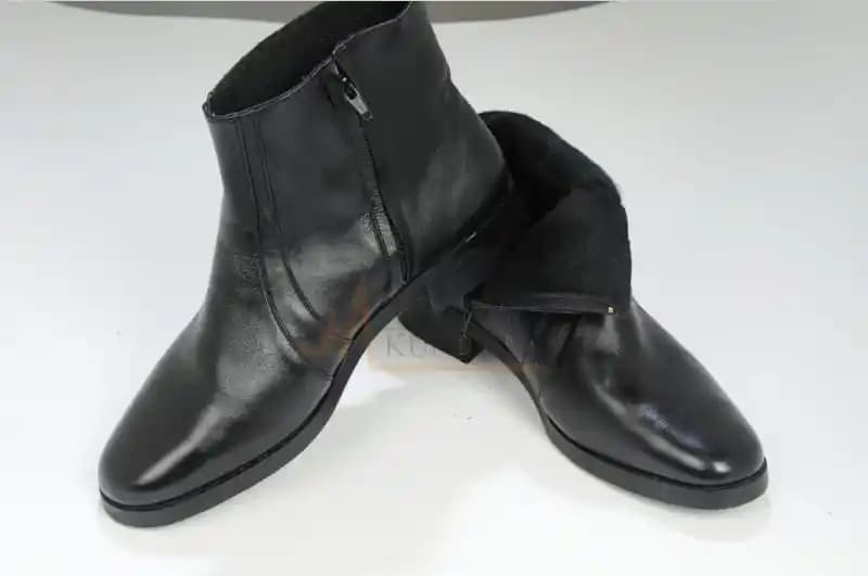 Yumurta Topuk Bot Erkek Modasında Şıklık ve Konforun Buluşması