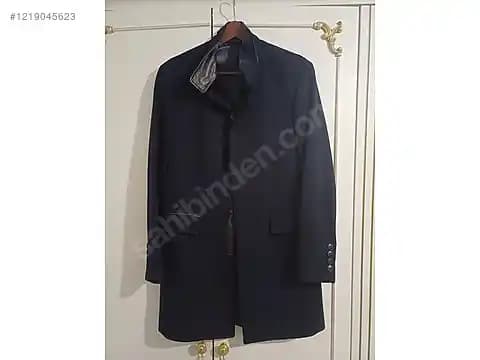 Zara Erkek Palto ve Kaban Koleksiyonu: Modern ve Şık Dış Giyim Seçenekleri