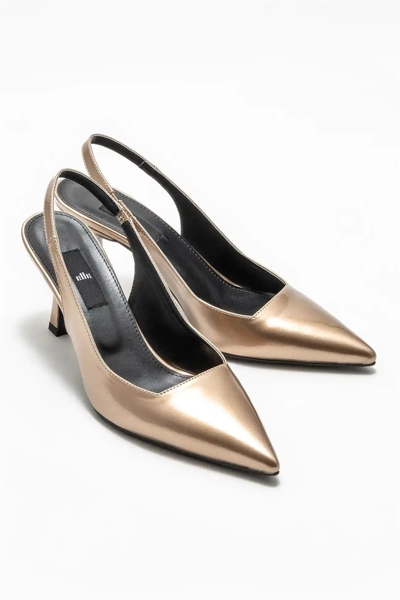 Zara Gold Ayakkabılar: Modern ve Şık Tasarımlarla Tarzınızı Yükseltin