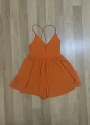 Zara Kısa Tulum Koleksiyonu: Modern ve Şık Tasarımlarla Tarzınızı Yansıtın