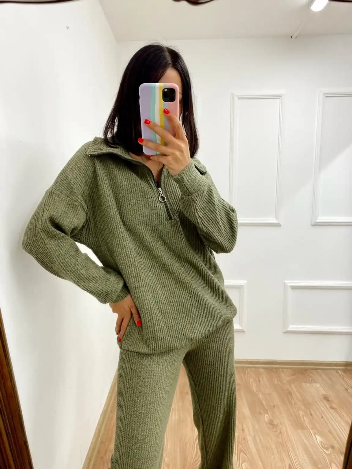 Zara Triko Takımlar: Günlük ve Özel Günler İçin Şık ve Rahat Seçenekler