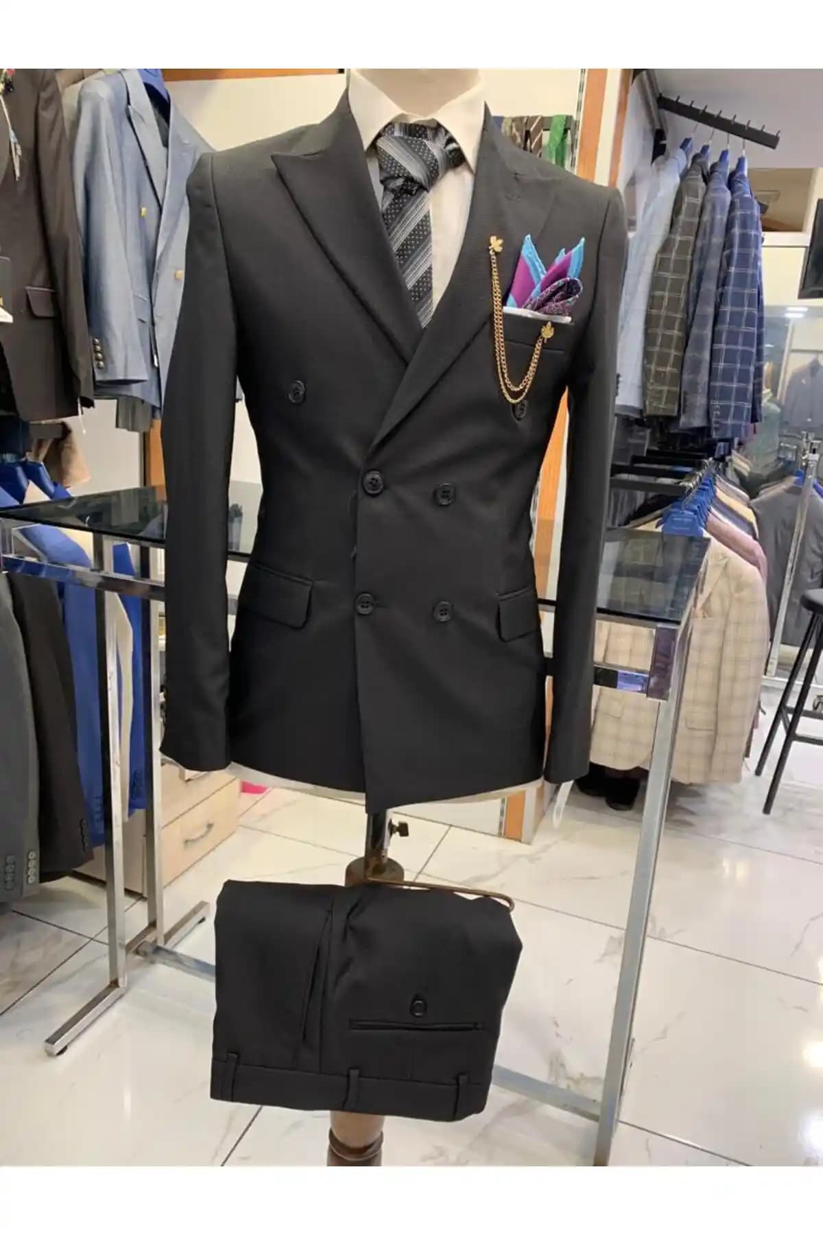 48 Beden Takım Elbise Seçerken Dikkat Edilmesi Gerekenler ve Moda Trendleri