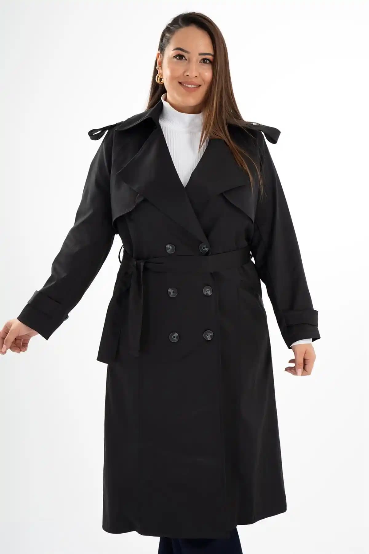 54 Beden Trençkotlar ile Şıklık ve Konforu Bir Arada Yakalayın