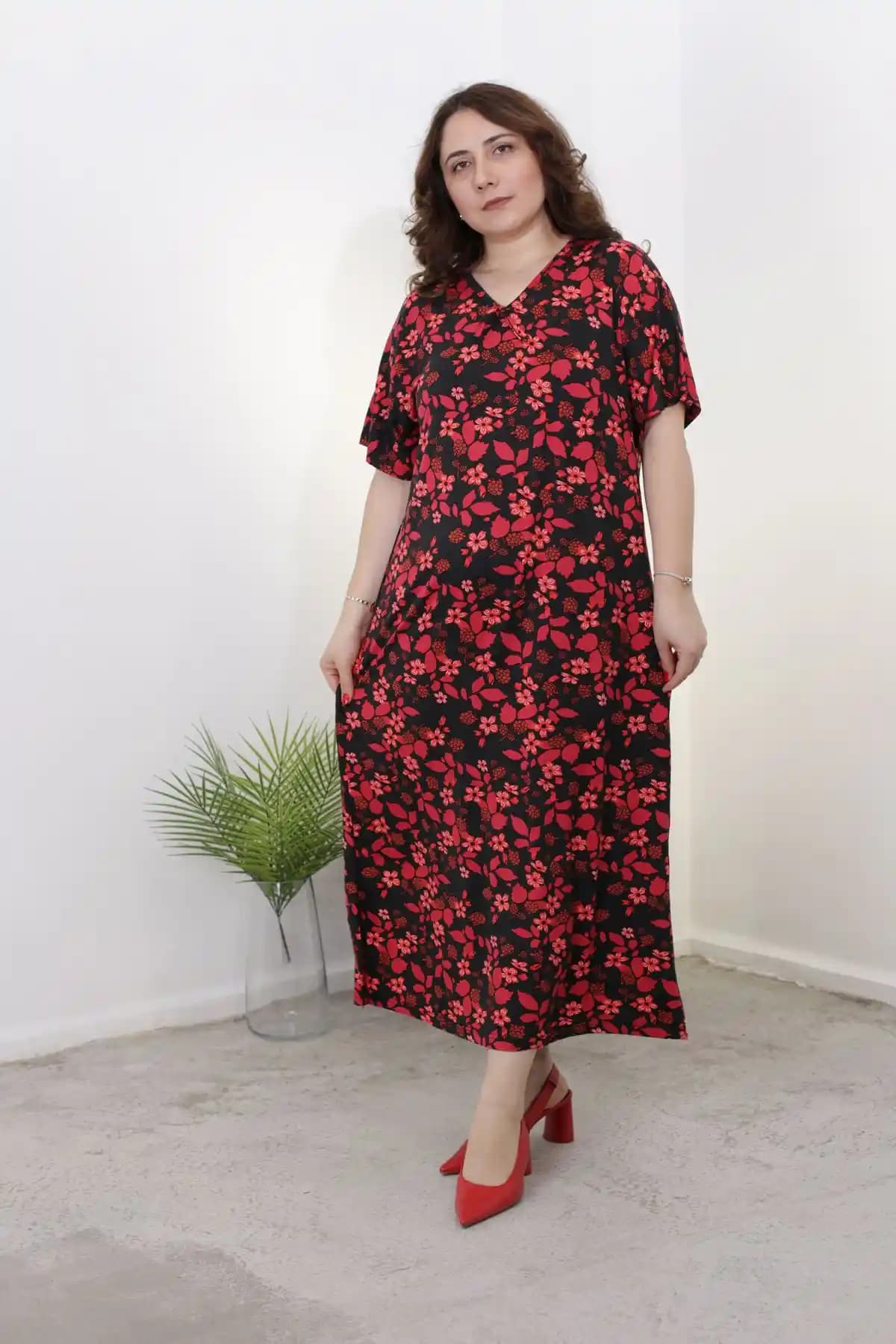 58 Beden Elbise Nedir ve Moda Dünyasında Kendine Özgü Bir Yer Ediniyor