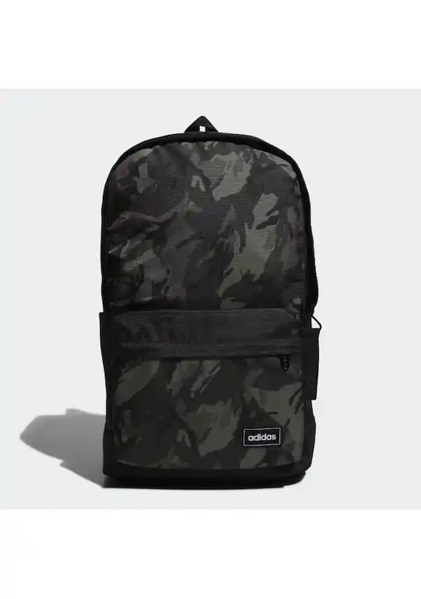 Adidas Kamuflaj Çantalar ile Tarzınızı Yükseltin Modern ve Fonksiyonel Moda Seçenekleri