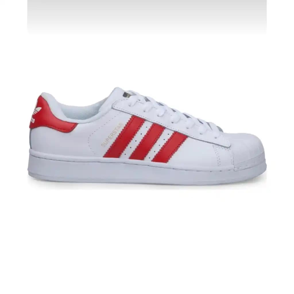 Adidas Kırmızı Beyaz Spor Ayakkabılar Moda ve Stil İfadesi