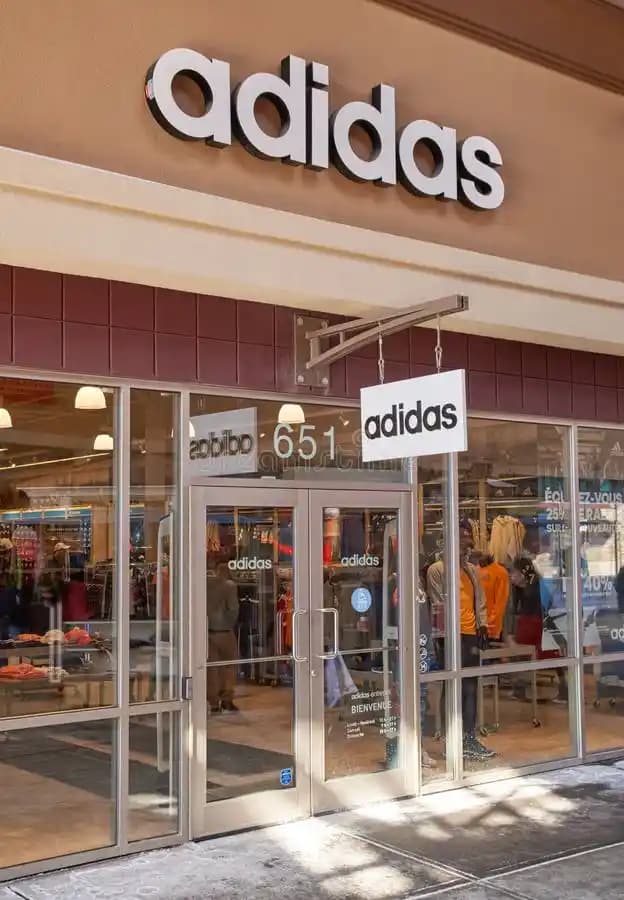 Adidas Outlet'in Moda Endüstrisindeki Yeri ve Uygun Fiyatlı Alışveriş İpuçları