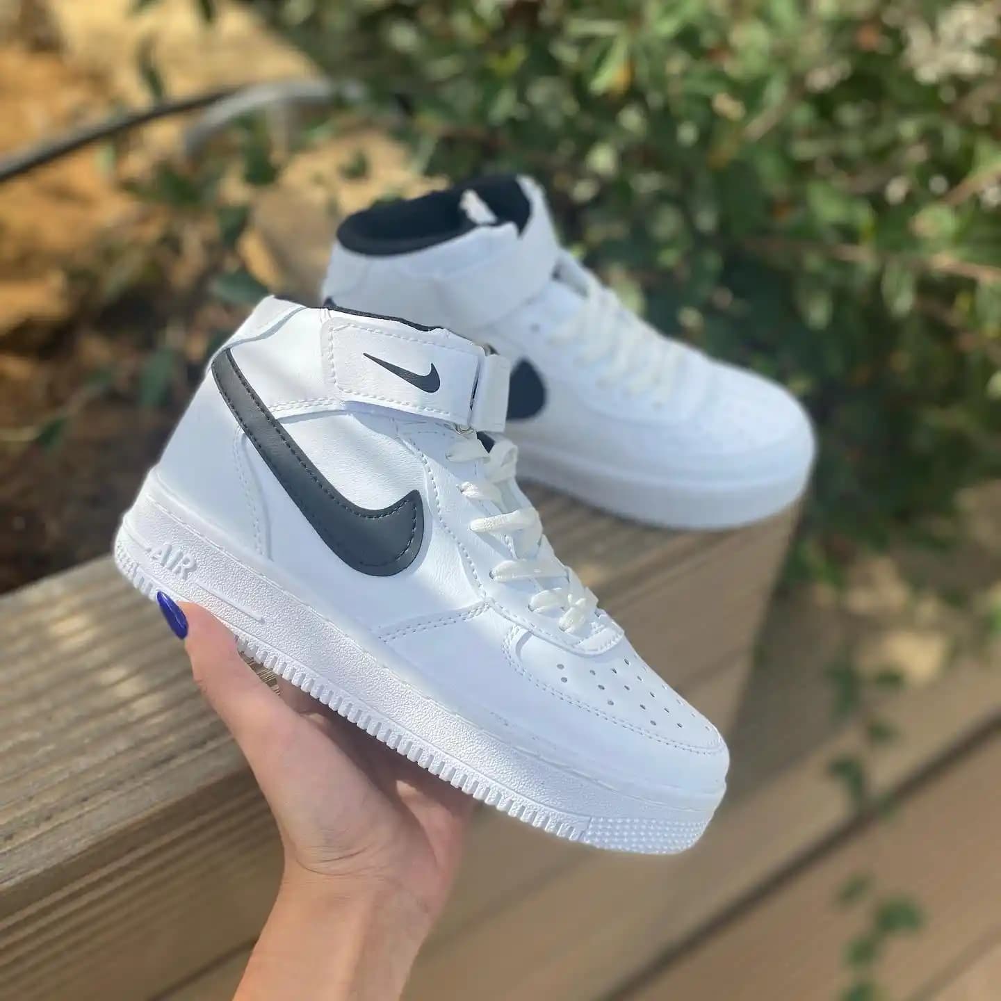 Airforce Bileklikleri Moda Dünyasında Güç ve Stil İfadesi Yaratıyor